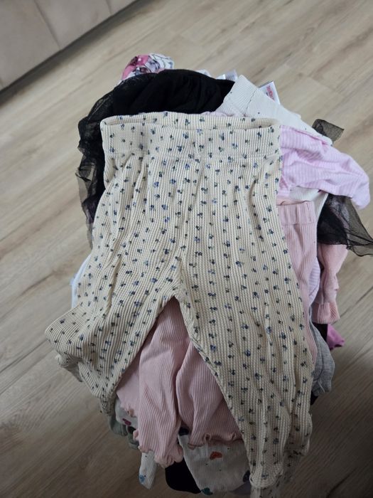 Oddam ubranka dla dziewczynki