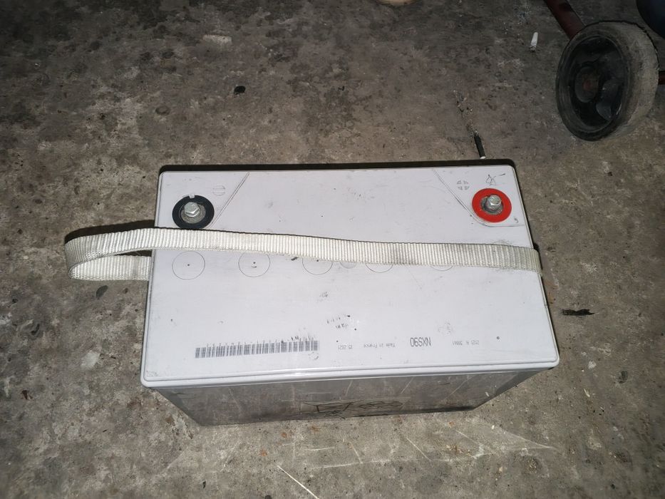 Швидкозарядний акумулятор EnerSys NexSys 12NXS90 12v104 Ah