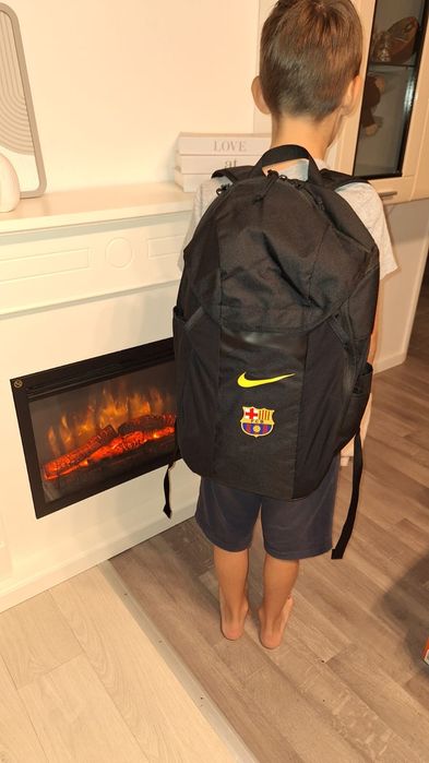 Рюкзаки FB2892 010, FB2890 010, Nike FCB.