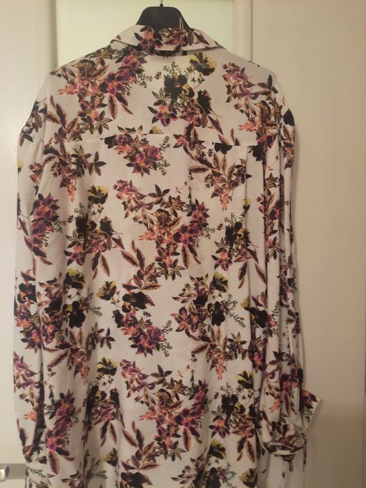 Wiosenna bluzka w kwiaty oversize  Simplicity L 100% wiskoza