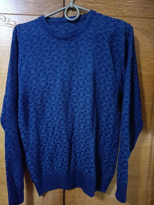 Свитер весна- осень.