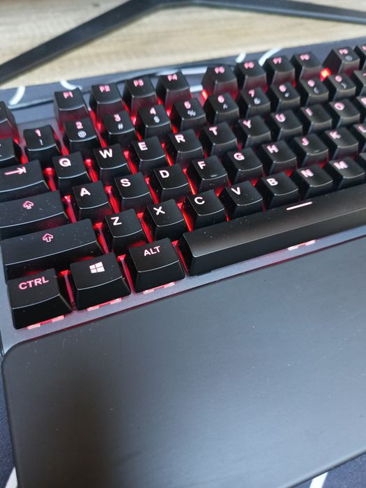 Steelseries apex5