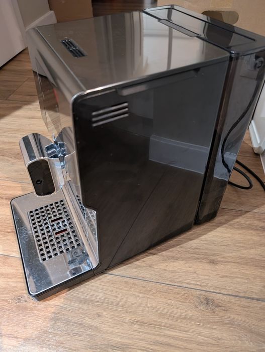 Ekspres do kawy Krups EA877