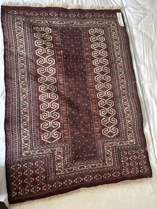 Tapete artesanal de lã pura, estilo oriental