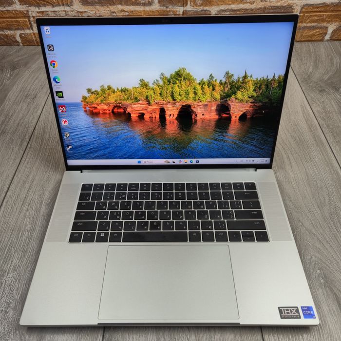 16" 4к 120Гц Razer Blade 16 /I9-13950HX /RTX 4080 12gb /SSD-1b/ RAM-32