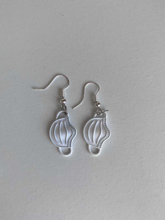 kolczyki maseczki chirurgiczne lekarz biolchem prezent