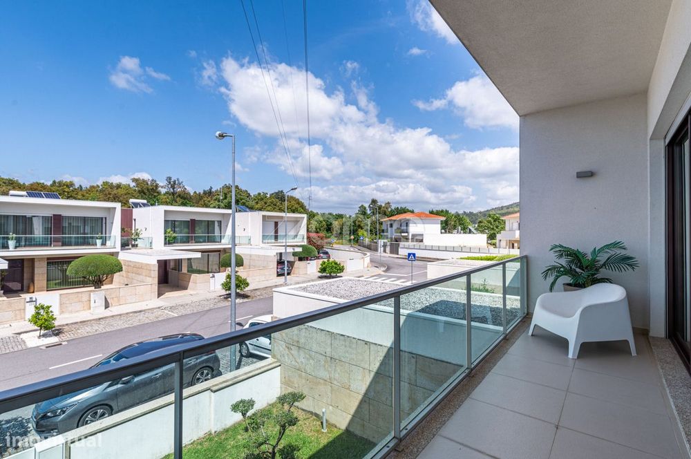 Moradia T5 em Palmeira, Braga