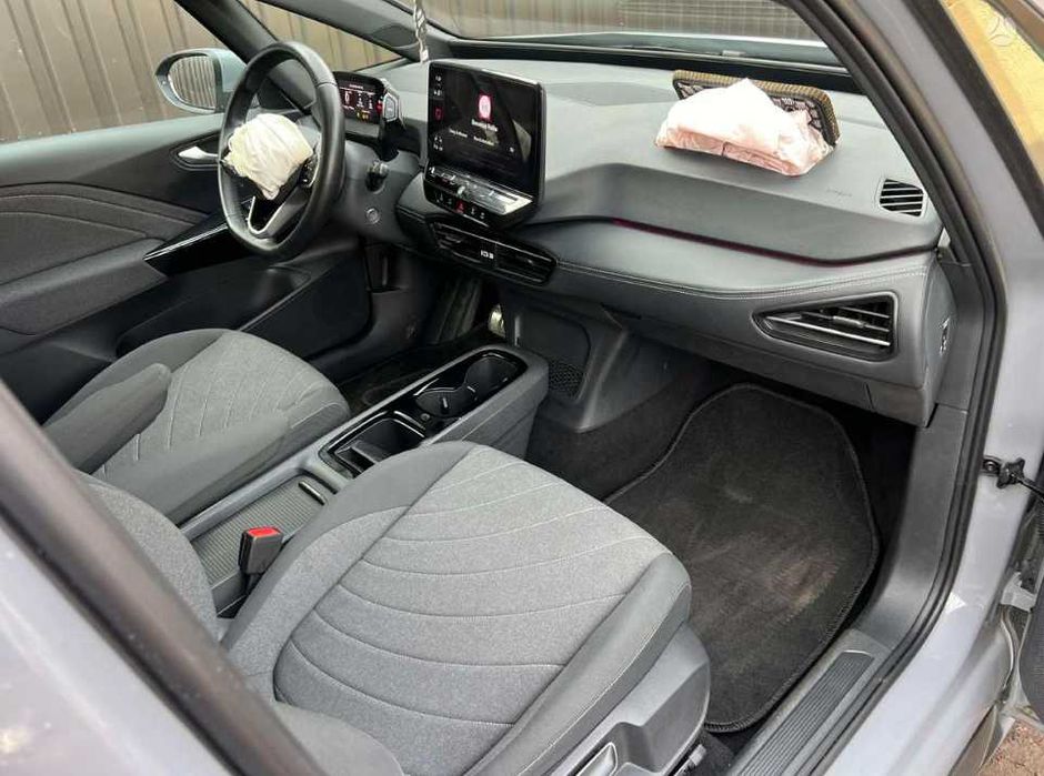 разборка бампер запчастини Volkswagen ID.3 2019 -