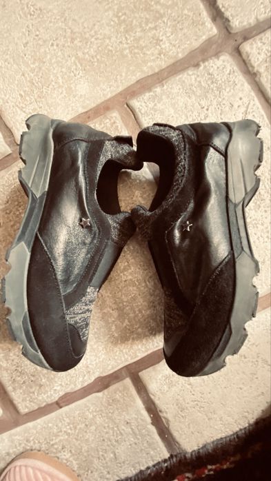 Tenis/ sapatos marca “Cubanas”