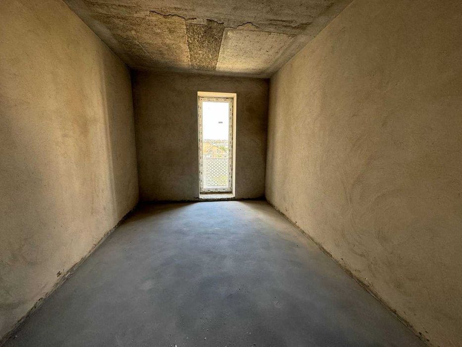 Трикімнатна квартира! Готова до ремонту!