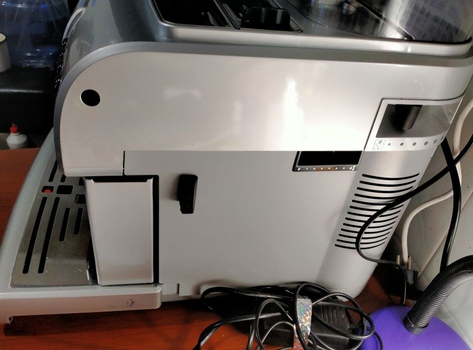 Кофемашина Saeco Royal One touch Cappuccino