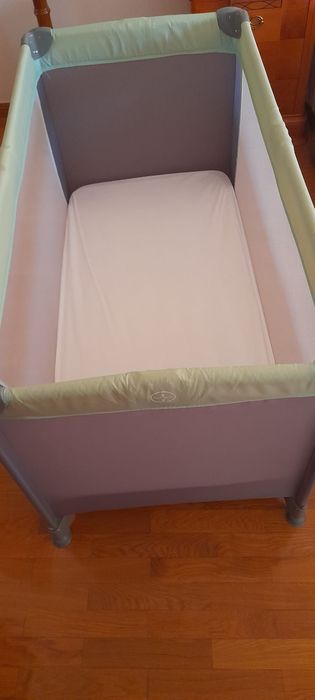 Berço de Viagem Dobrável + Colchão Extra (Excelente Estado)