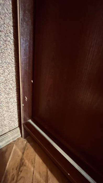 Шафа в спальню трьохдверна