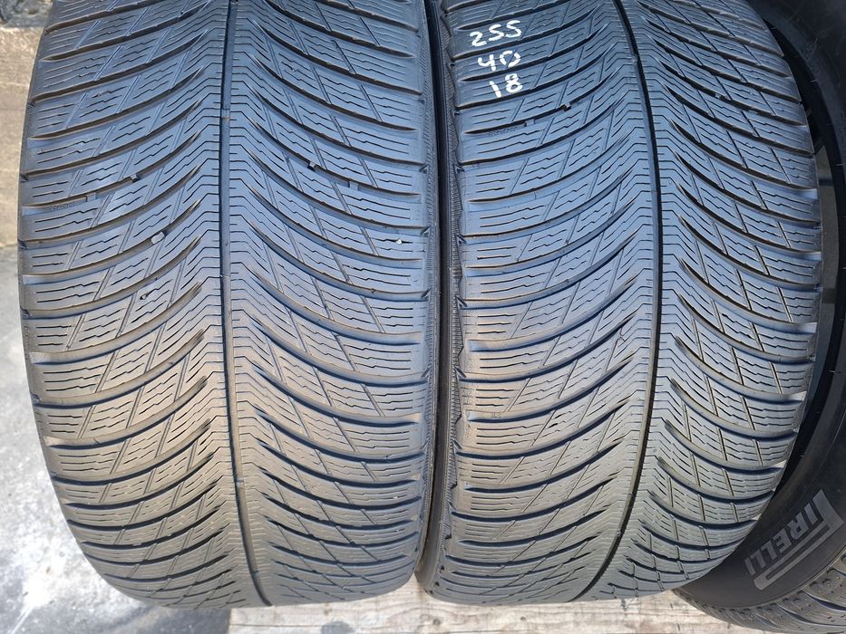 255.40.18 Michelin 2 шт