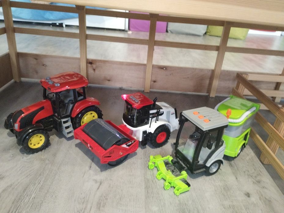 Stodoła wraz z zagroda dla dzieci