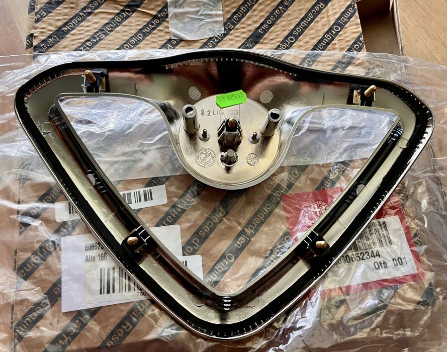 Scudetto grill Alfa Romeo 166
