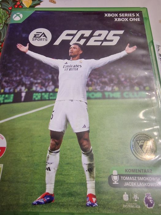 Sprzedam grę na konsole FC xbox serię x box one uzywana