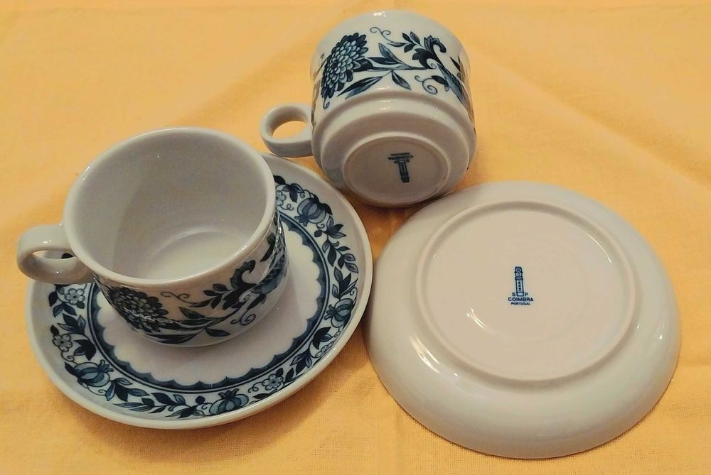 2 chávenas de café em porcelana SP COIMBRA