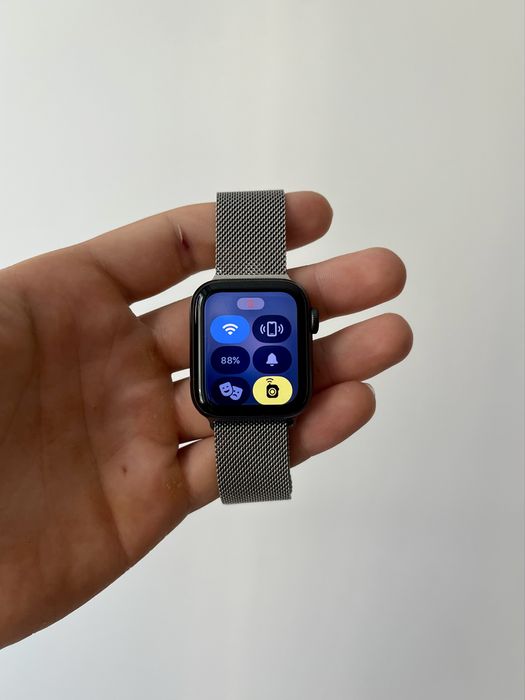 Apple Watch Se 40 mm GPS епл вотч се 40 мм годинник Apple
