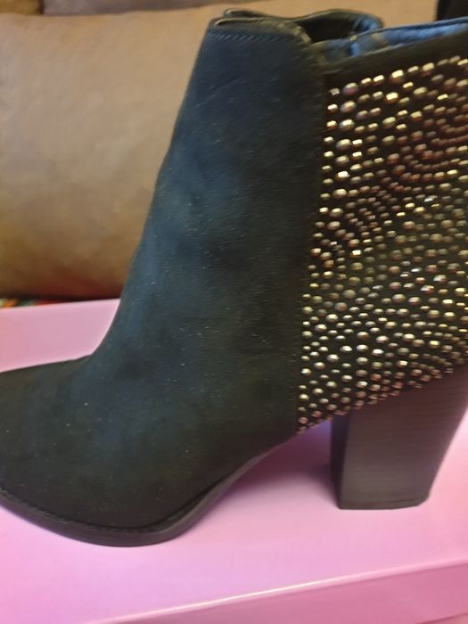Botki damskie zamszowe