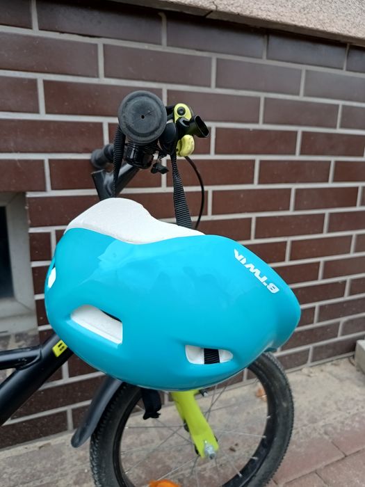 Rowerek dziecięcy btwin  + kask