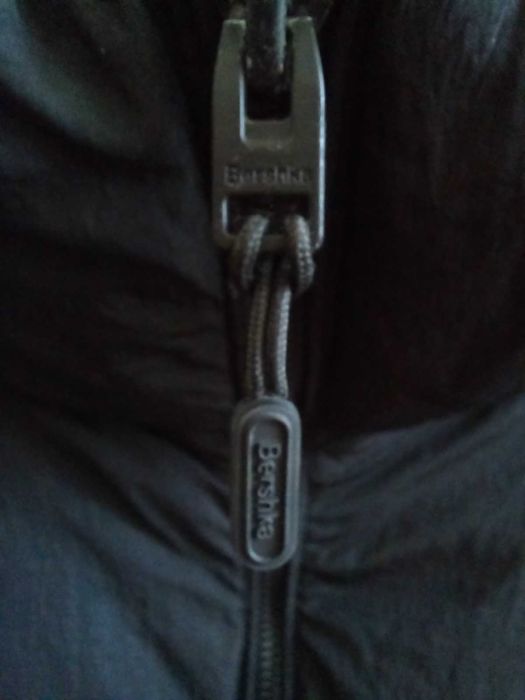 Пуховик  жіночий BERSHKA оверсай xs 42 44 46пуфер, куртка зимова