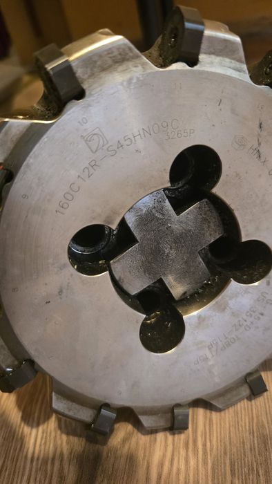 Frez czołowy 12ostrzy