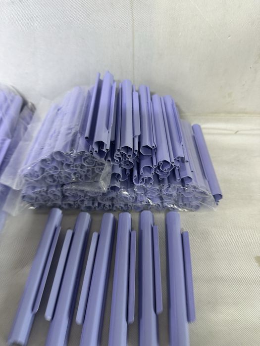 Зажими вишивальних машин