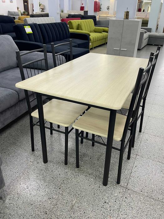 Mesa + 4 cadeiras de cozhina/restaurantes Paga na ato entrega