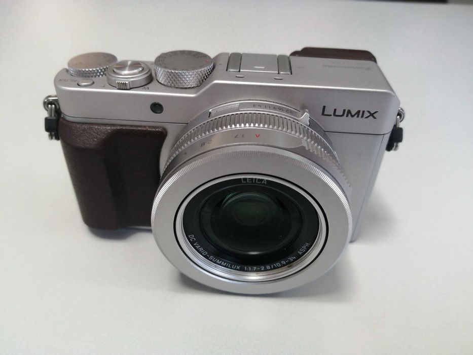 Máquina Fotográfica Panasonic LUMIX DMC-LX100