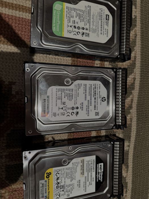 Disco 3.5” SATA 500gb com cady para HPE Gen8/Gen964751169984643120