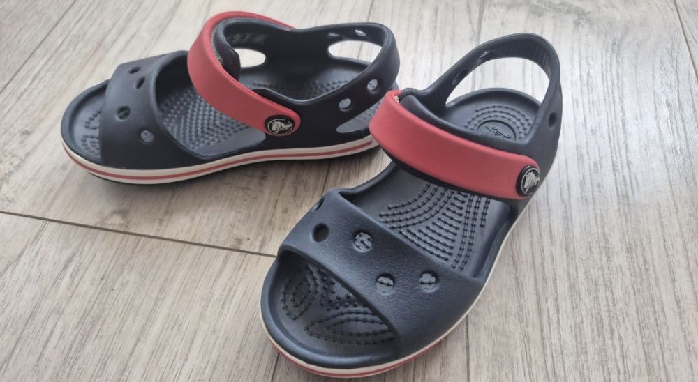 Босоніжки сандалі crocs с7