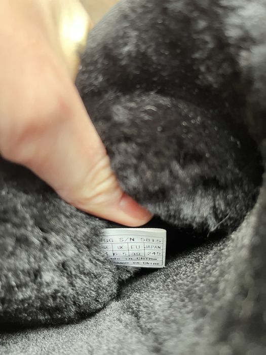 UGG Australia, оригінал, на розмір 38
