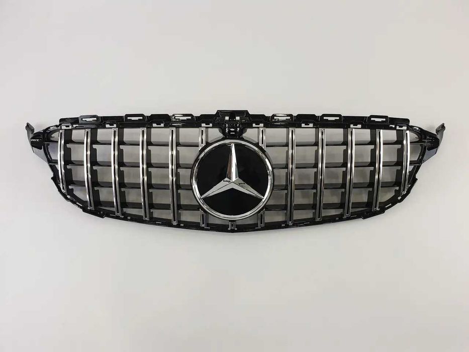 Решетка mercedes C W205 2019-2021год.GTстиль (chrome Black) с камерой