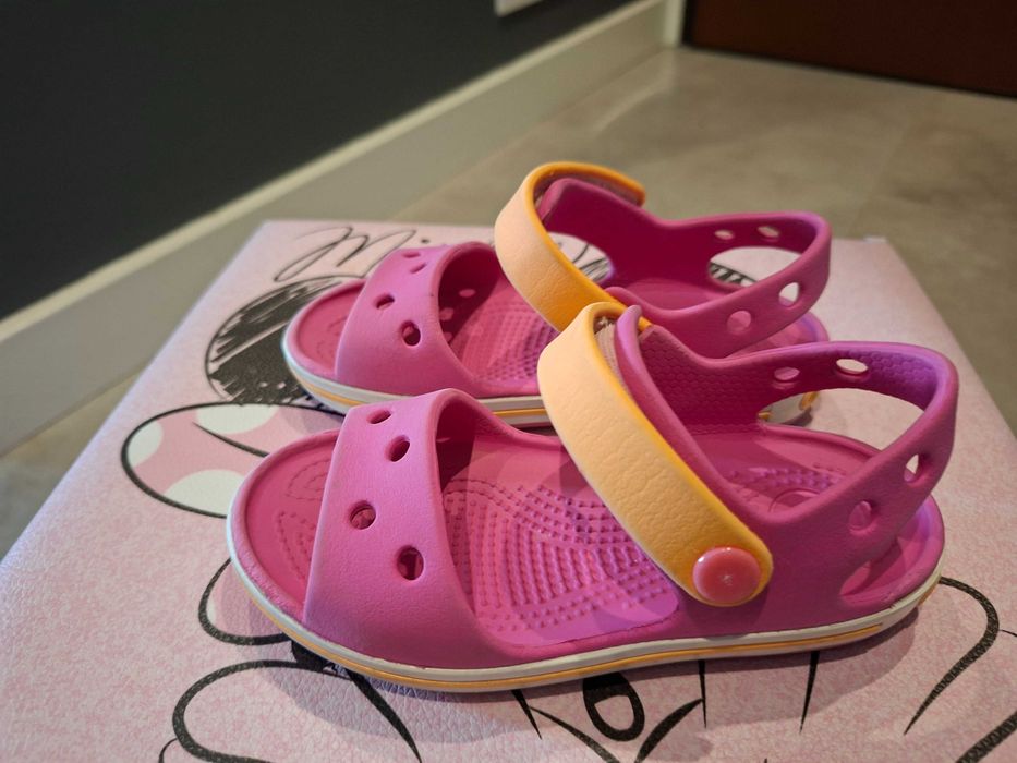 Sandalki Crocs dla dziewczynki rozm 26/27