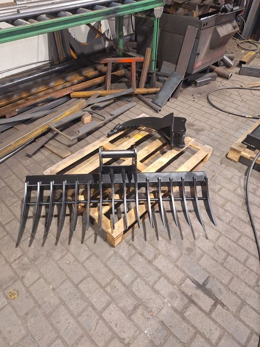 Łyżka grabiąca grabie minikoparka koparka