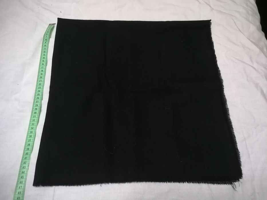 Lenços antigos de cabeça e ombros.