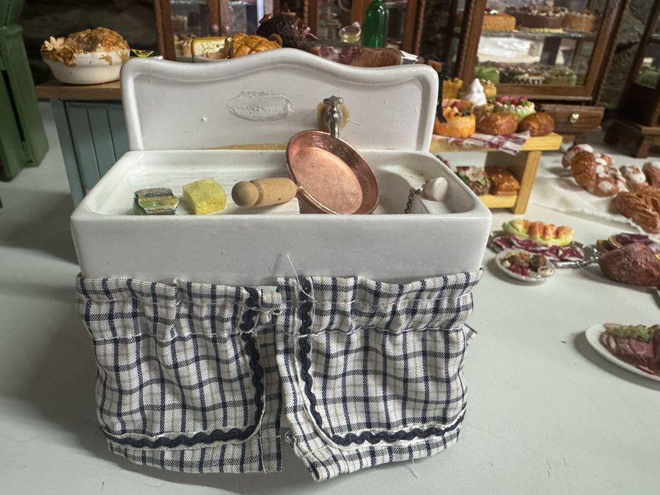 Miniatura para casa de bonecas