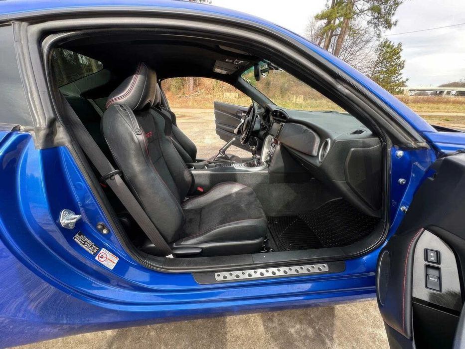 Subaru BRZ Limited      2016