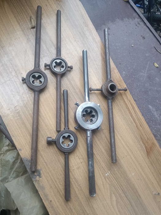 Плашко-лерко держатель с плашкой 1/2-3/4