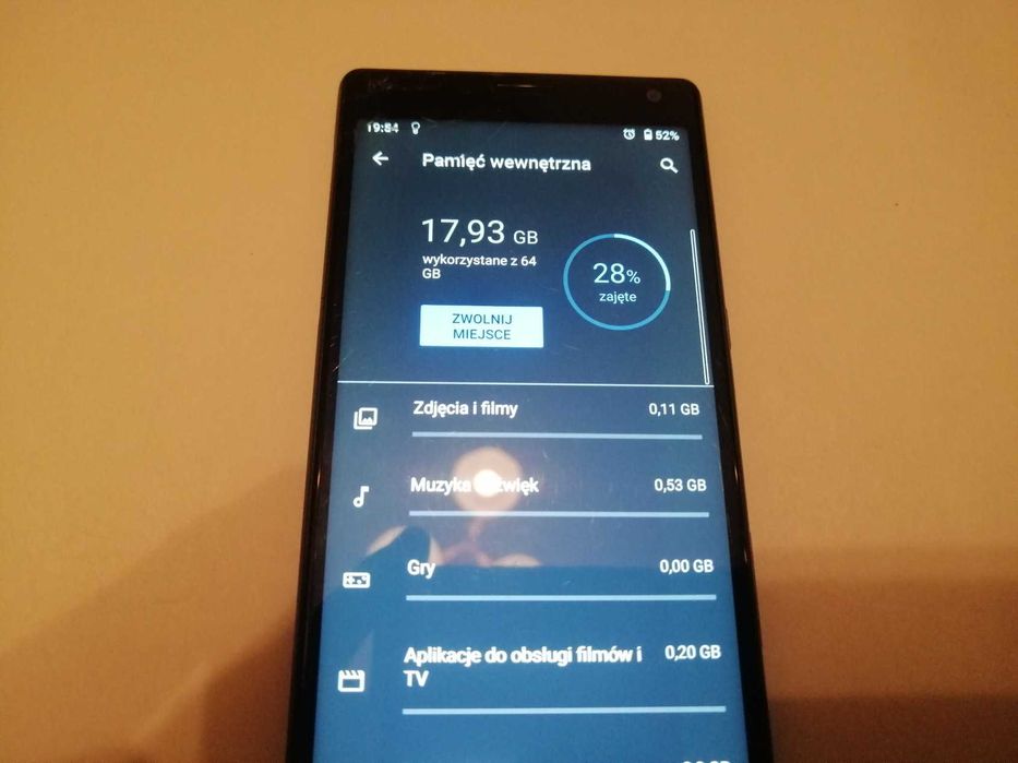 Sony Xperia 10, 64 GB, 21:9 - Sprawny. Tanio ze względu na nieznaczne pęknięcie. Stan dobry