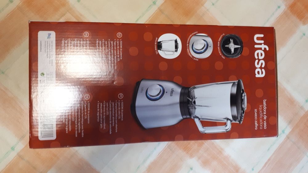 Liquificadora UFESA Zafiro Plus 1000W