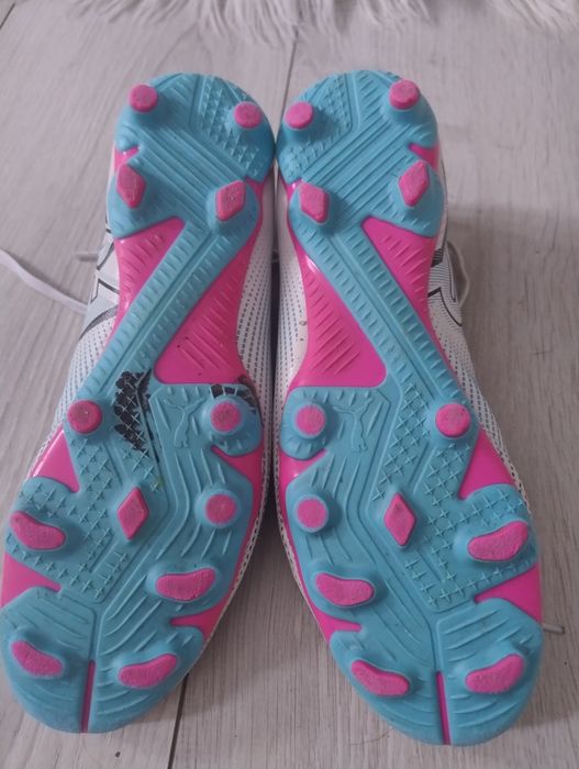 Buty sportowe korki PUMA rozm 38.5 i buty sprandi