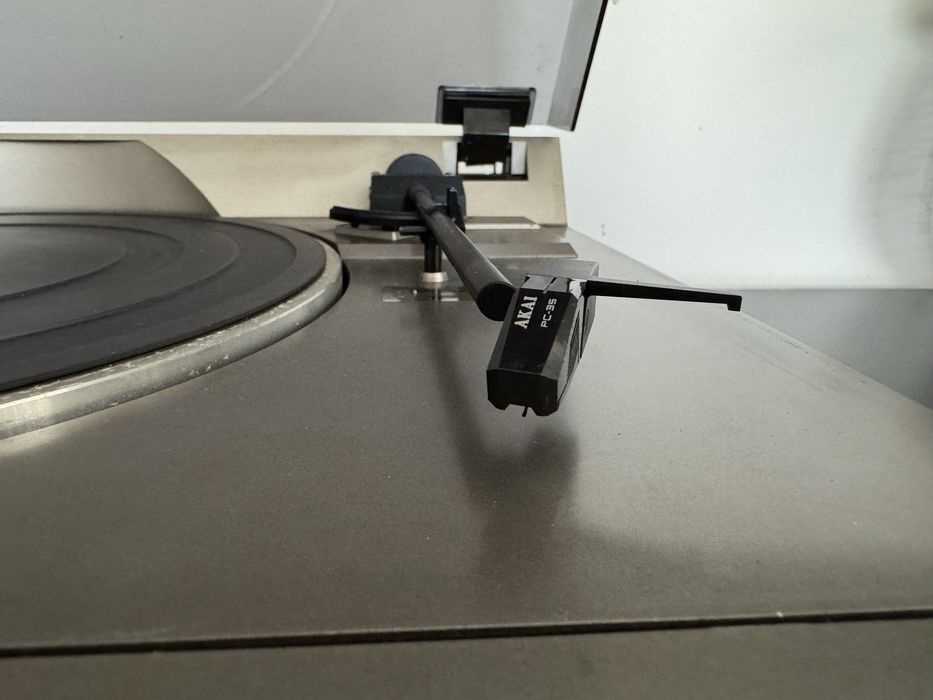 Gramofon Akai AP-A2