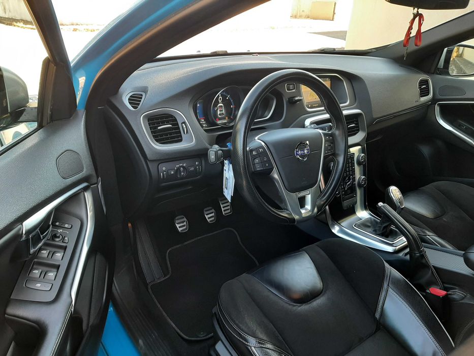 Volvo V40 1.6 D2 R-Design 2013