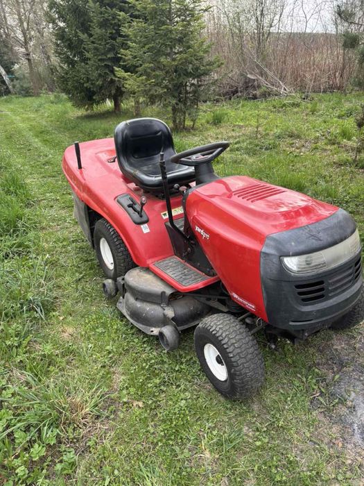 Тракторна газонокосарка