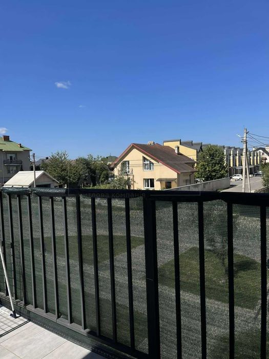 Цікава 3кімнатна квартира в низькоповерховому будинку