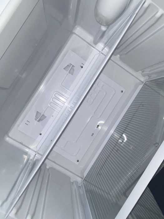 Холодильник indesit