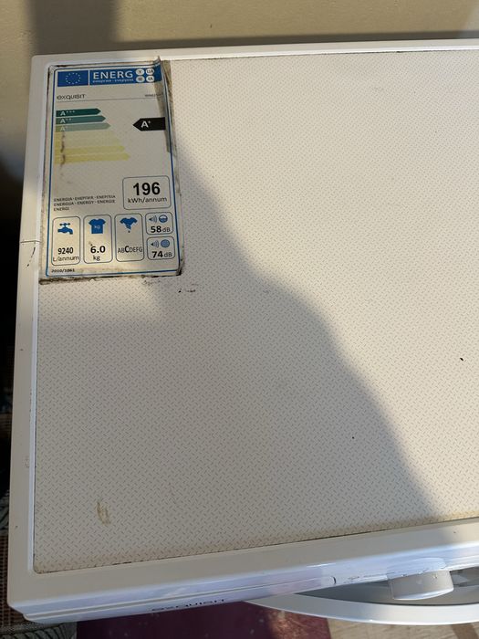 Пральна машина в робочому стані