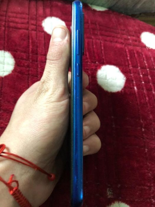 Продам редми 8т цена 2300